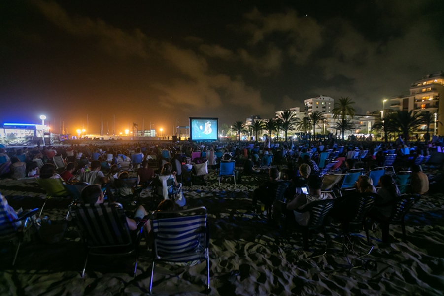 Una nueva edición de «Cine junto al mar» con más de 1.500 espectadores