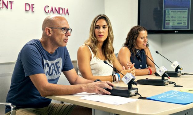 LXVI edició de la Travessia al Port de Gandia i XVII de la volta a l’Escollera