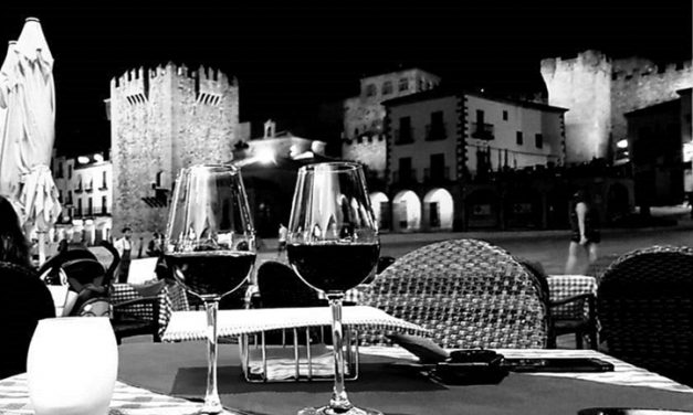 A las cinco de la mañana por Rosa Muriel