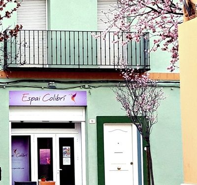 Yoga Inukshuk para niños gratis hoy en Espai Colibrí (Gandia)