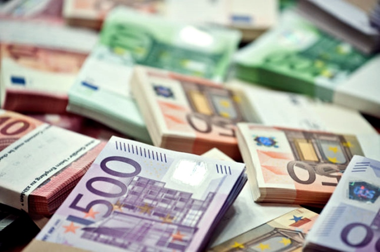 SE BUSCA… LA FELICIDAD  ¡ RECOMPENSA DE 100.000,00 EUROS !