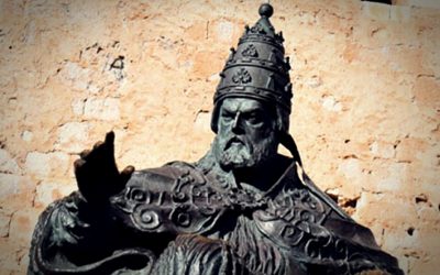 EL PAPA LUNA por María Antonia Mantecón
